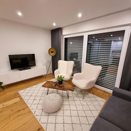 Ella'S Lounge - Besonders Geniessen Apartment Зинген Екстериор снимка